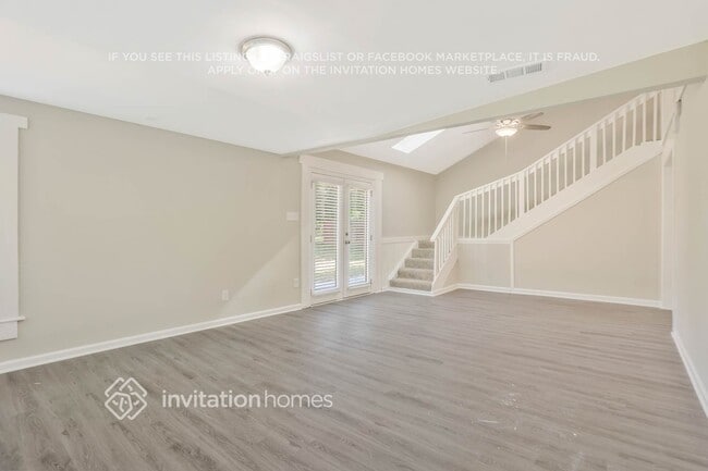 Photo - 1816 Waldrep Cir SE