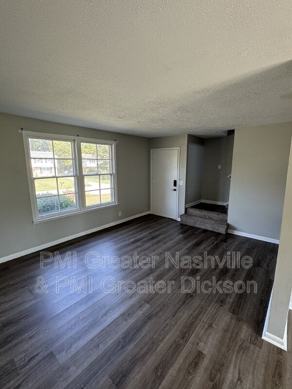 Photo - 735 McPherson Dr