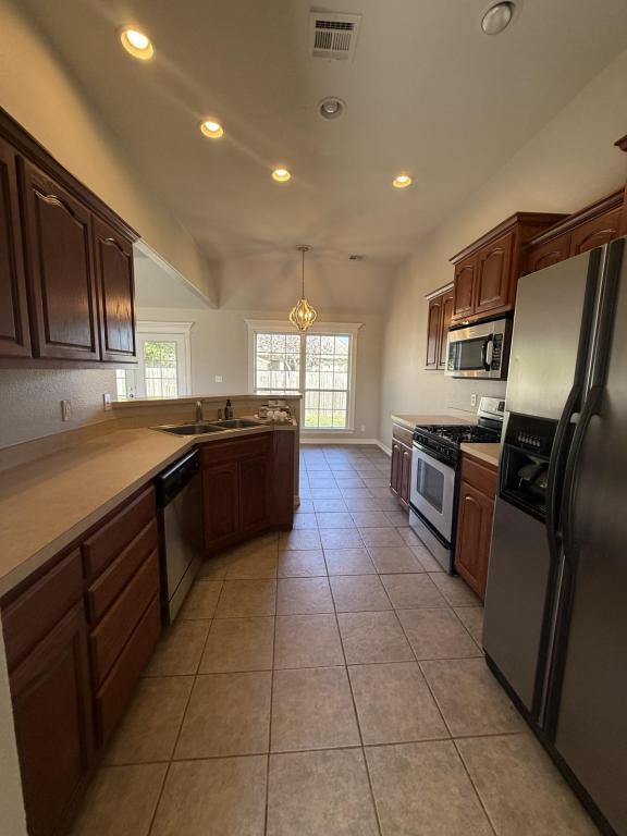 Photo - 2404 Pheasant Dr