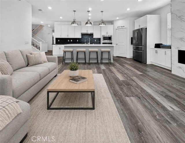 920 Spadra Ave