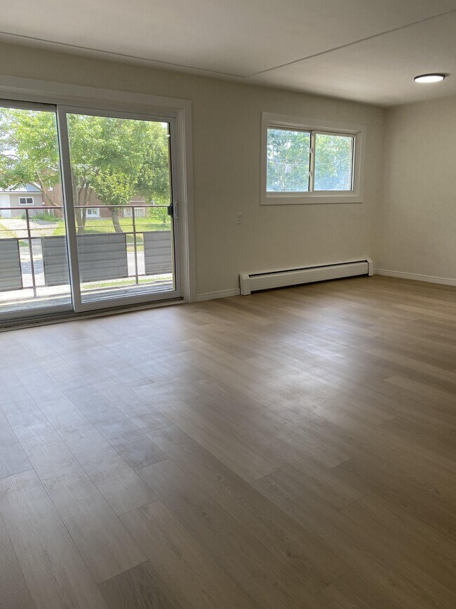 Photo - 151 Siebert Ave Unité 5