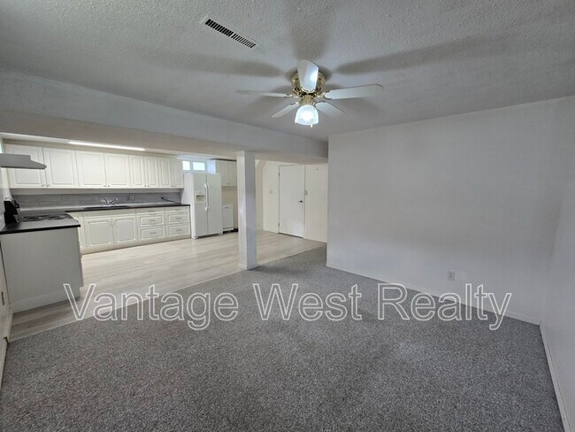 Photo - 520 Hollydell Rd