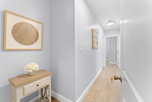 Photo - 125 Redlands Rd