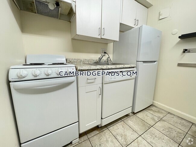 Building Photo - 77 Trowbridge St Unit 22 Rental