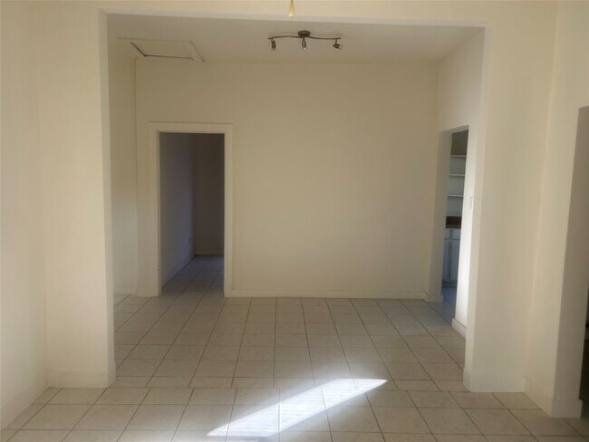 Photo - 602 Cordell St