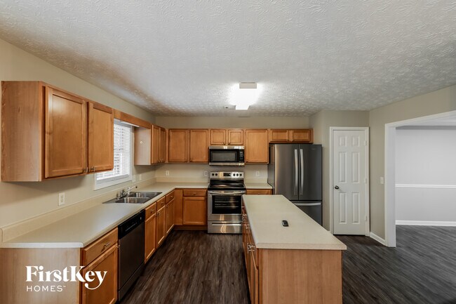 Photo - 835 Sweet Mill Ln