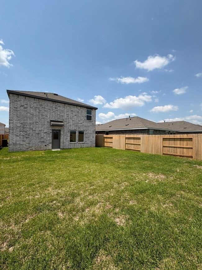 Photo - 16810 Great Highlands Dr