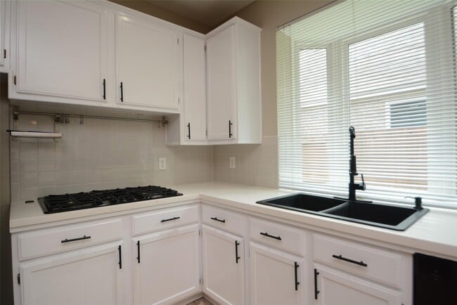 Photo - 5327 Willow Knoll Ct