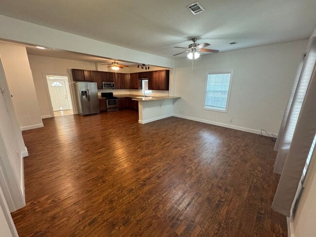 Photo - Pensacola - North Hill - 2 bed, 2 bath