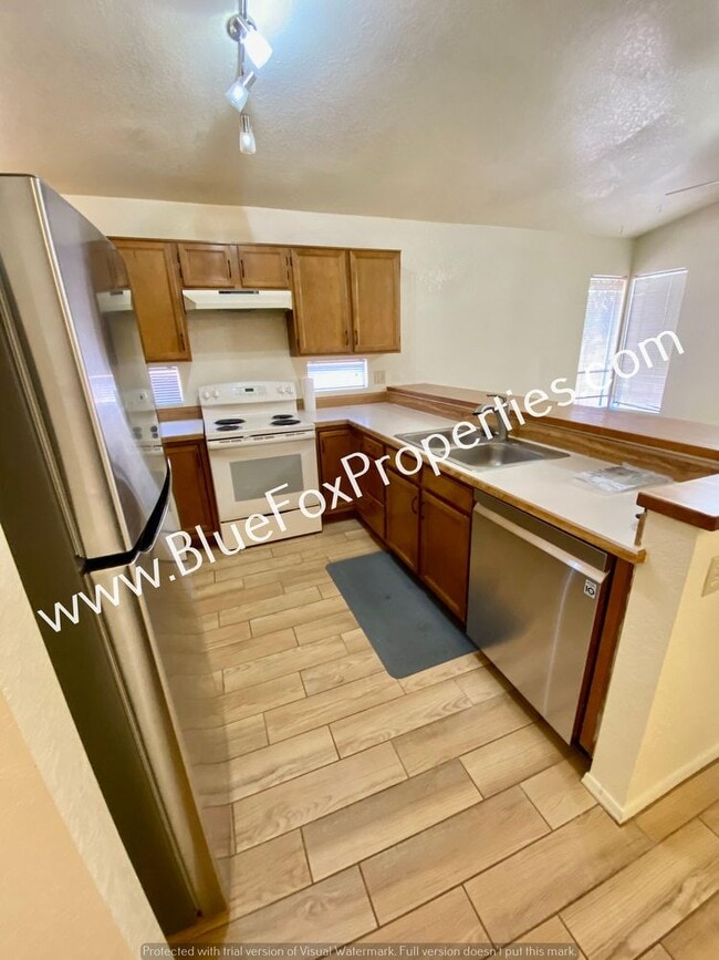 Photo - 4692 W Knollside St