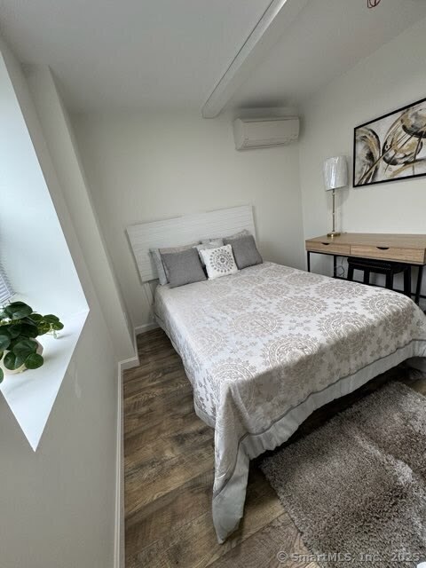 Photo - 61 Colony St Unit 3B Furnished