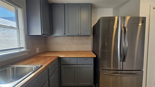 Photo - 1202 Dyer Ave