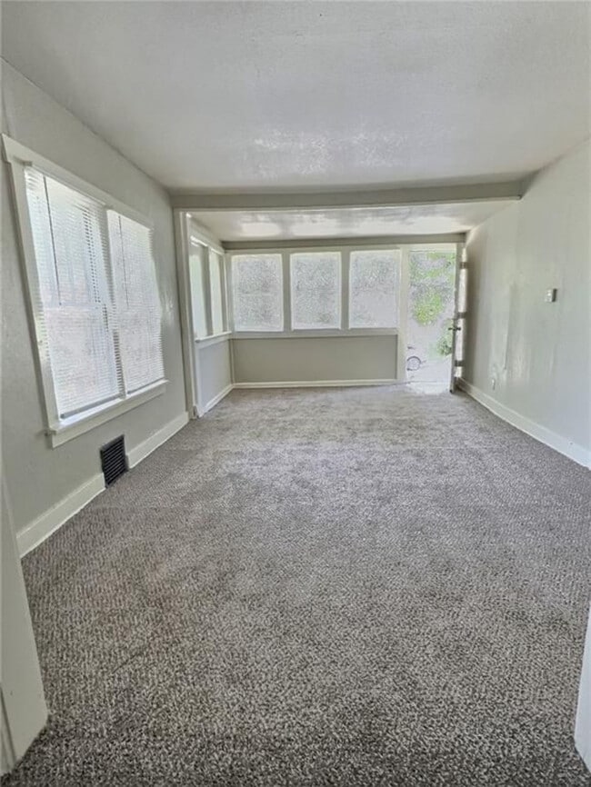 Photo - 8409 Park Ave