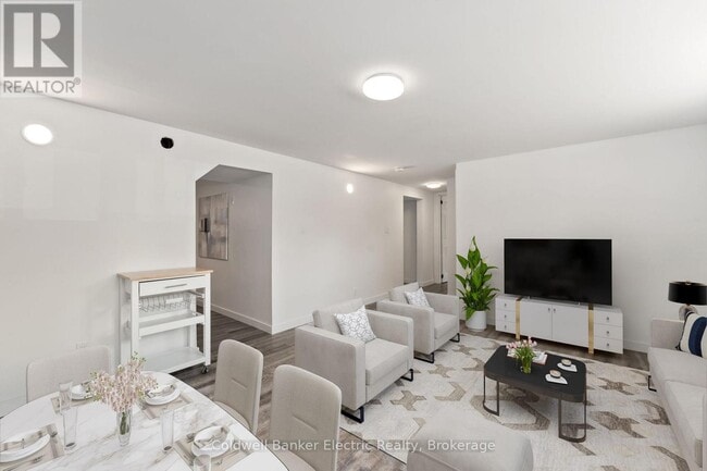 Photo - 8B Pottinger St