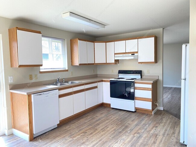 Photo - Charming 2BR Duplex with Patio & Garage