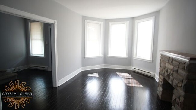 125 W 23rd St
