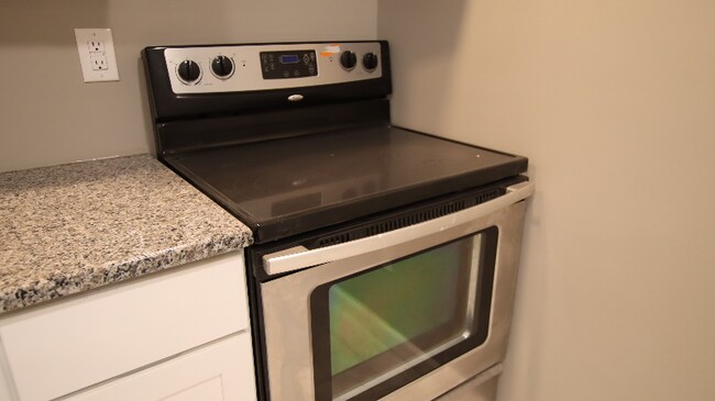 Photo - 4932 W Thompson St Unit 107