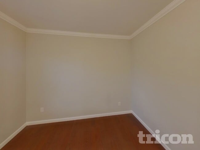 Photo - 2913 Haviland Way