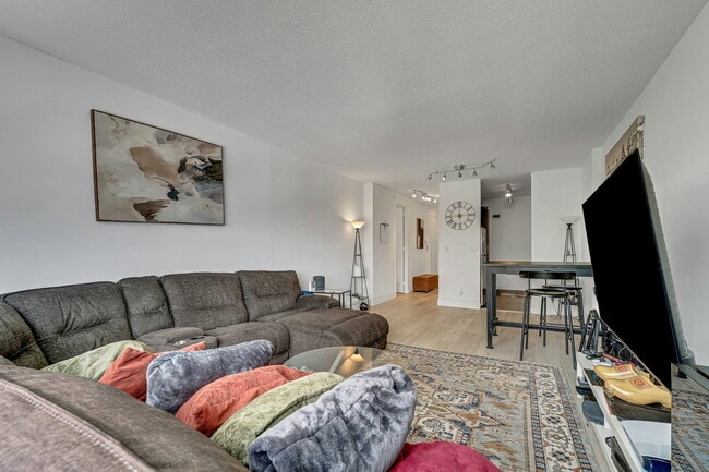 Photo - 7002 JFK Blvd E Unit 16H