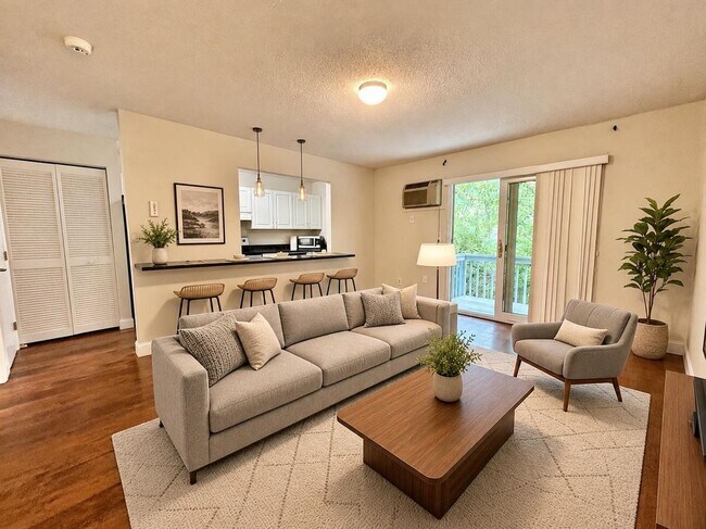 Photo - 19 Somers St Unit B8