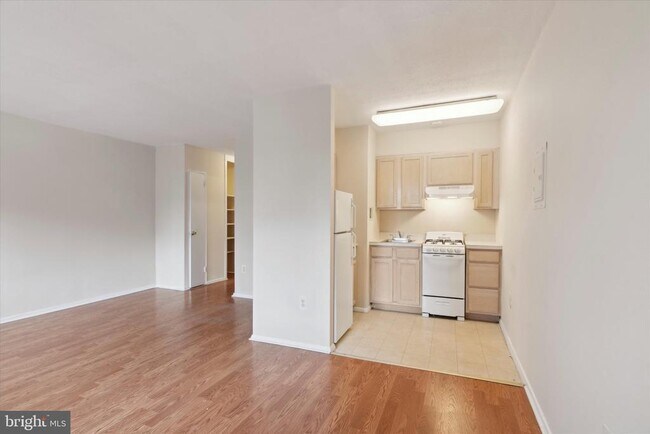 Building Photo - 2101-17 Chestnut St Unit 314 Rental