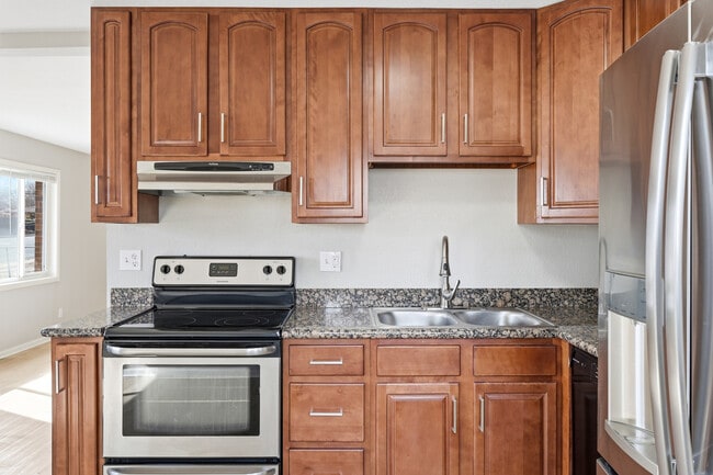 Photo - 1151 E 88th Ave