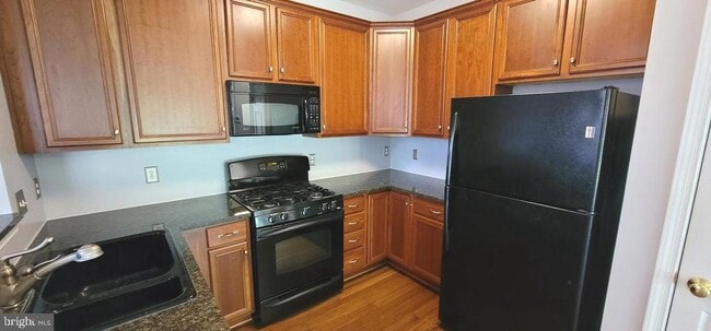 Photo - 43840 Hickory Corner Terrace Unit 114