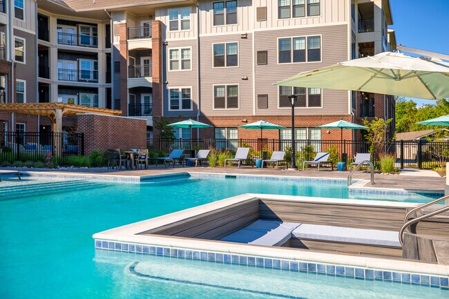 J Creekside at Exton Apartments For Rent in Exton, PA