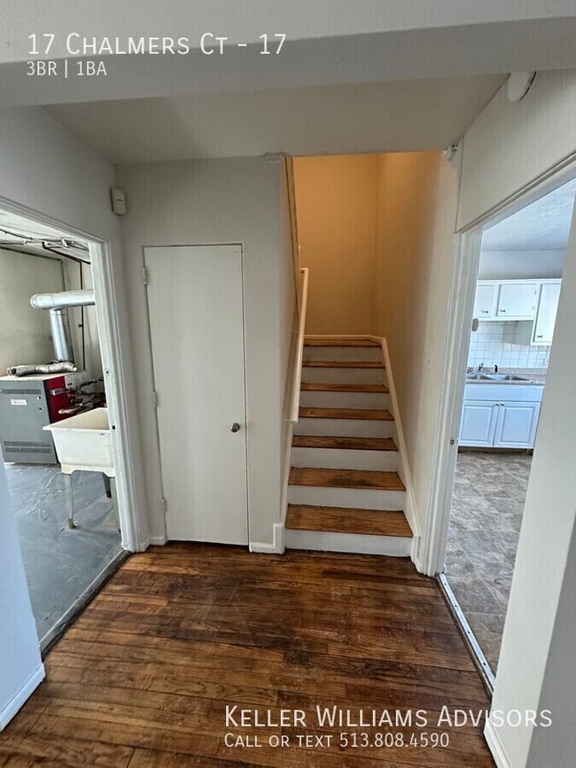 Photo - 17 Chalmers Ct