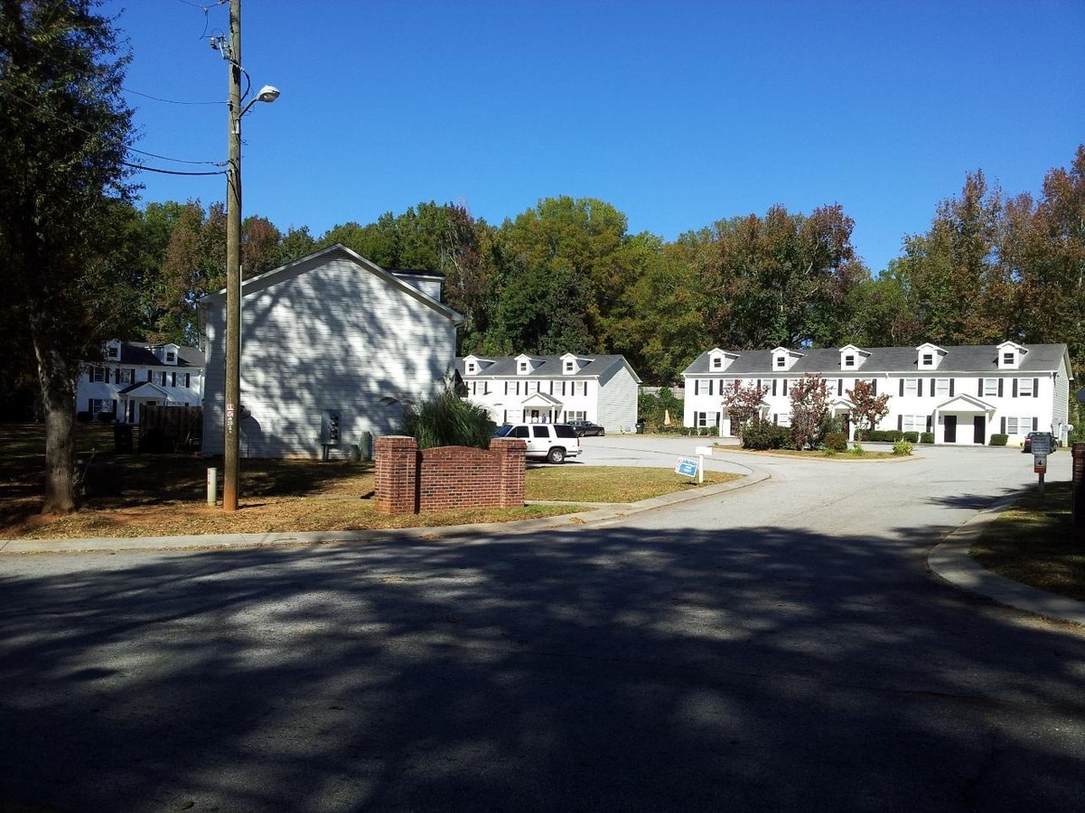 Photo - Jefferson Ridge Townhomes