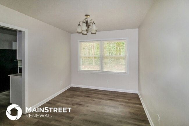 Photo - 6215 Stimson Way