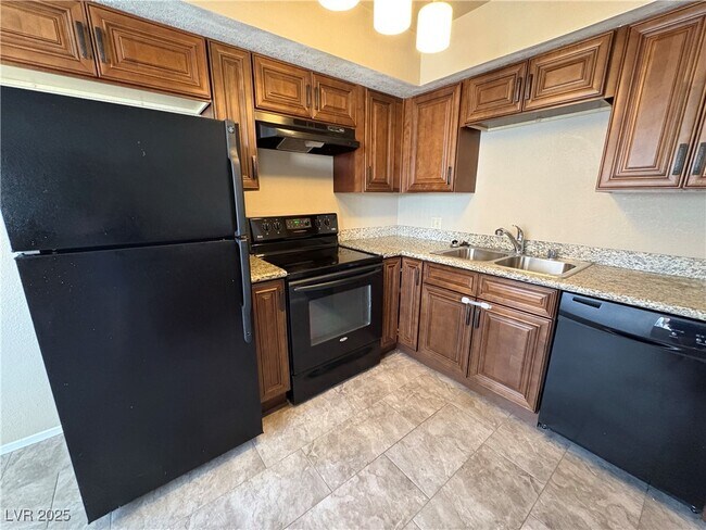 Photo - 937 Falconhead Ln Unidad 201