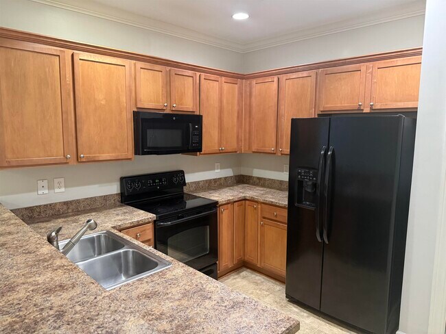 Photo - 1066 Fairway Ln