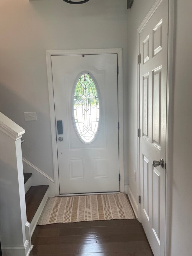 Photo - Beautifully Furnished 4-Bedroom Home with ...