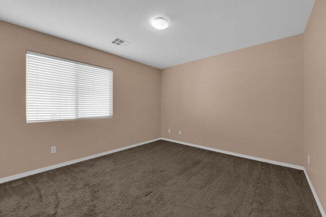 Photo - 7330 Phlox Rd