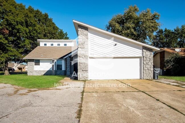 Building Photo - 2977 W 115th Pl