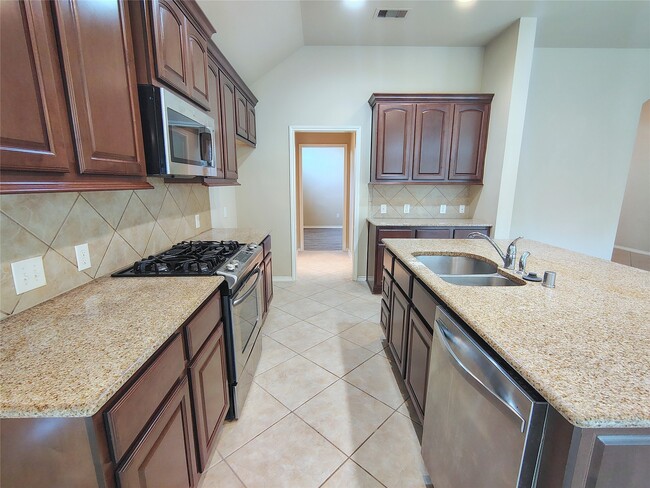 Building Photo - 13604 Evening Wind Dr Rental