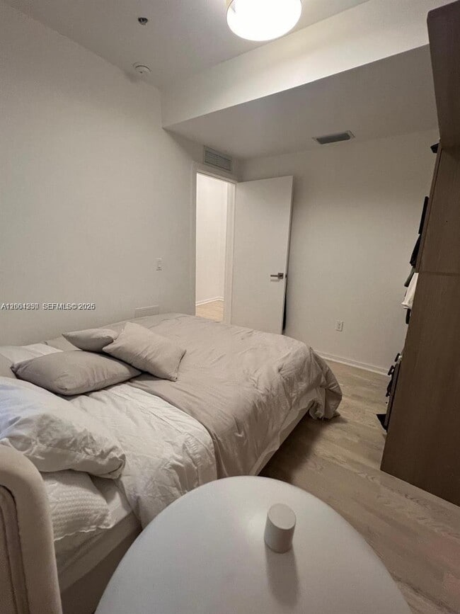 Photo - 810 7th St Unit 103