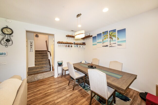 Photo - 1460 Mockingbird Ct