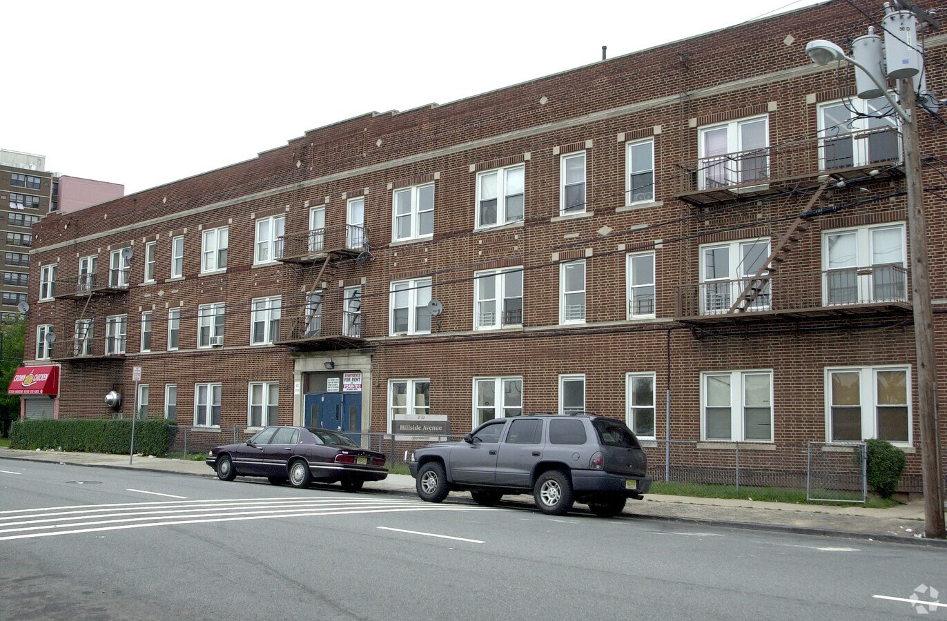 Hillside Avenue Apartments - Hillside Avenue Apartments