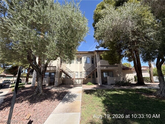 Photo - 705 Rock Springs Dr Unidad 202