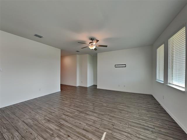 Photo - 5604 Elwood Dr