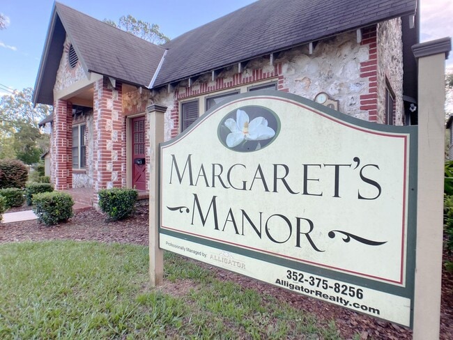 Margaret's Manor - 2 Bedroom, 1 Bathroom i... - Margaret's Manor - 2 Bedroom, 1 Bathroom i...
