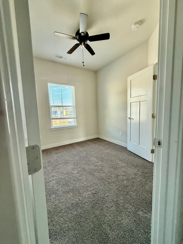 Photo - 905 Hornswaggle Way