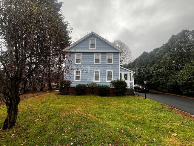 Building Photo - 98 N Grand St