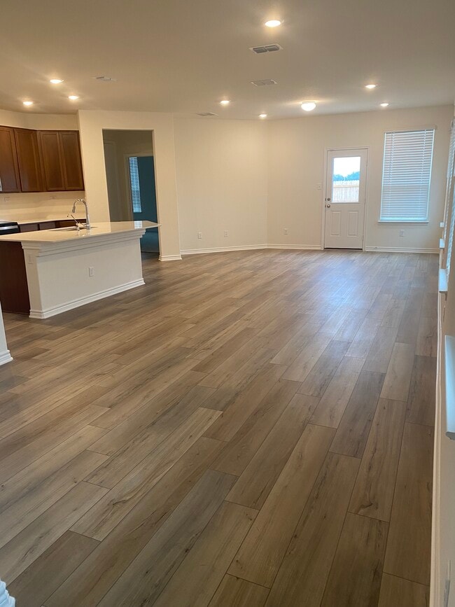 Photo - 440 Horizon Pointe