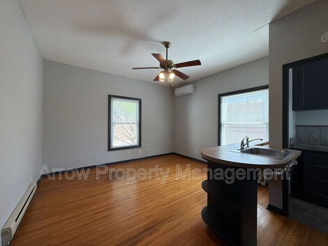Photo - 1414 C St Unit 5