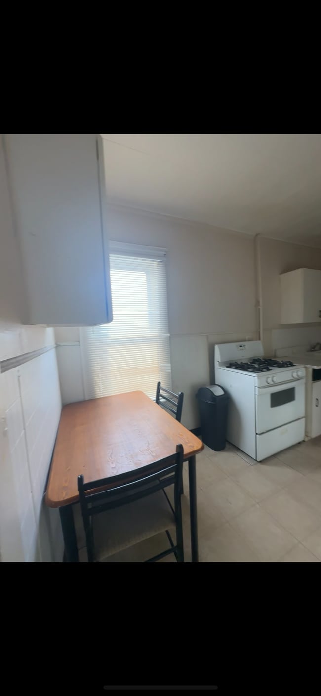 Photo - 375 West Ave Unit 2