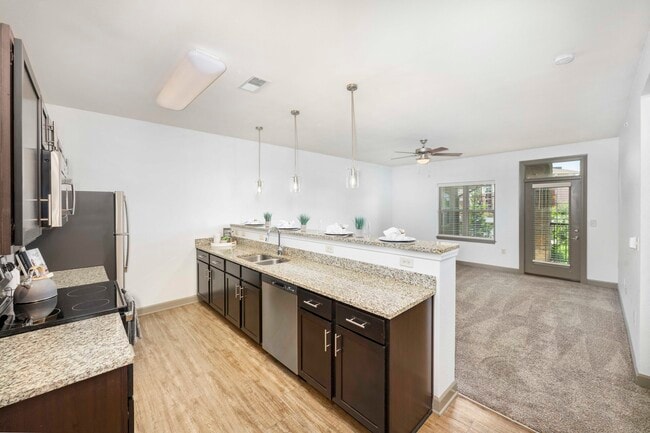 Building Photo - MAA Prairie Trace Rental