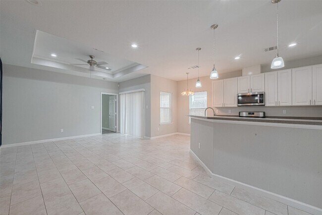 Building Photo - 7981 St Louis St